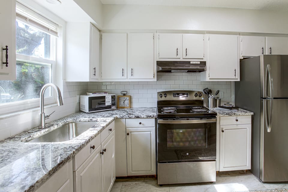 Gulf Coast Corner Condo Near Charlotte Harbor Apartment in Charlotte Harbor