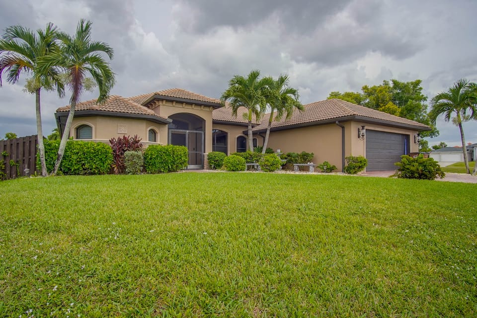 Private Yard w/ Fire Pit & Pool! Cape Coral Escape House in Cape Coral