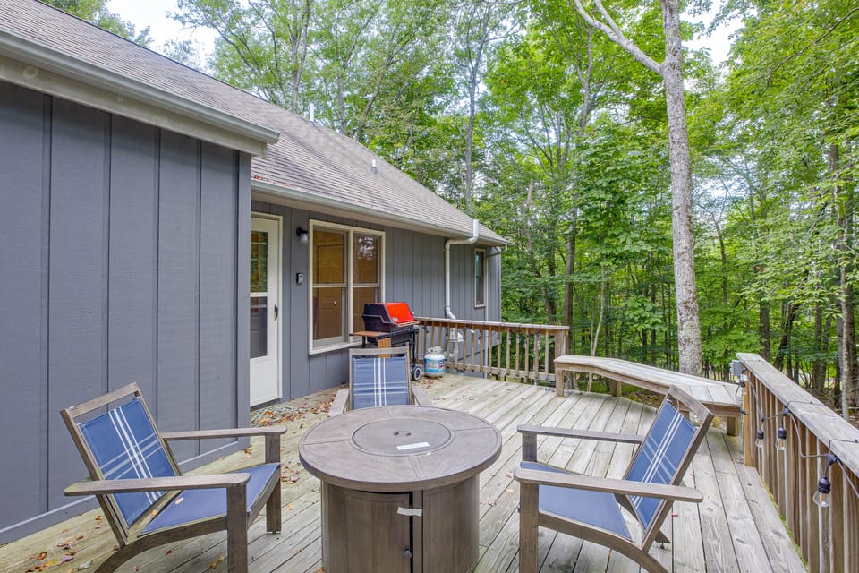 2 Mi to Beech Mtn Resort Lifts: Family Home House in Beech Mountain