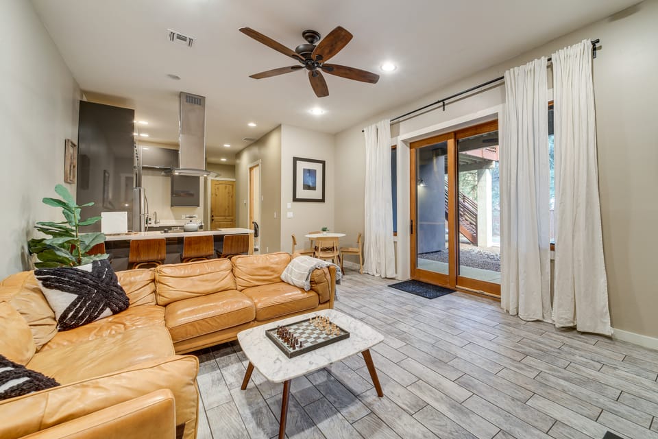Near Trails, Skiing & NAU! Family-Ready Home Apartment in Flagstaff