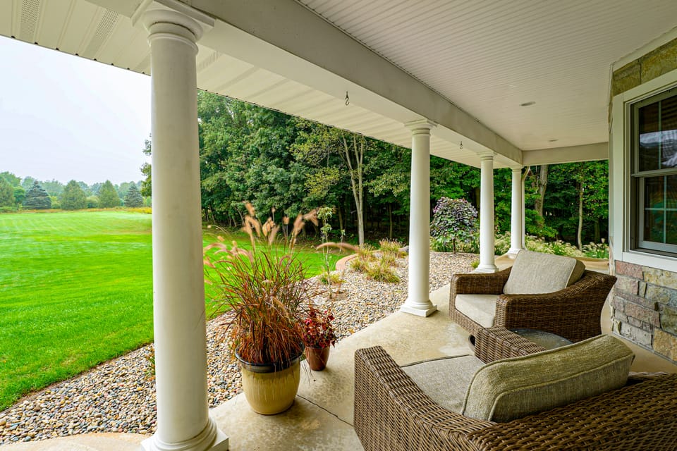 Spacious Executive Home on Over 11 Private Acres House in Michigan