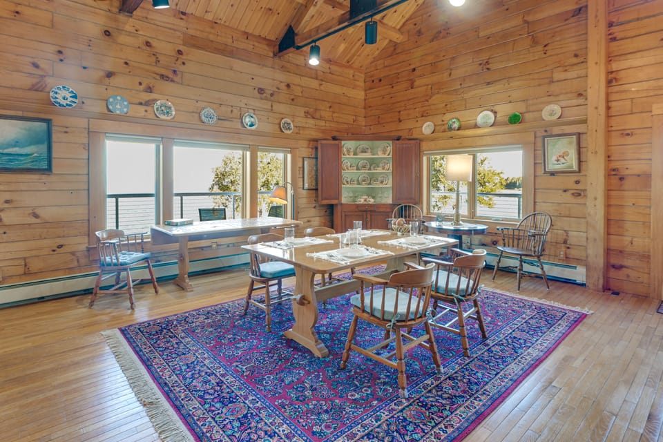Shorefront Maine Escape! Paddle, Hike & Stargaze House in Brooksville