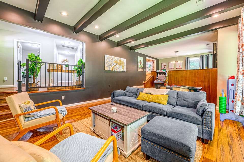 Serene Forest Hideaway in Heart of Raleigh House in Cary