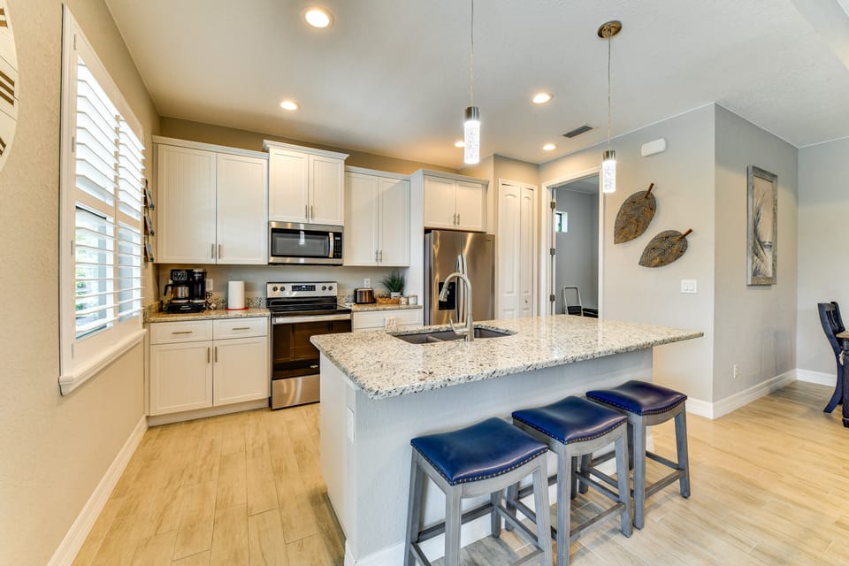Stylish Home Near Beaches & Golf in Rotonda West! House in Rotonda Lakes