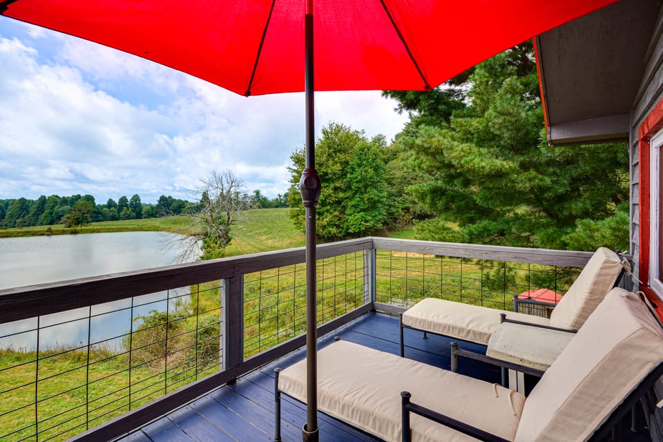 On 62-Acre Farm! Waterfront Home w/ Decks & Views House in Virginia