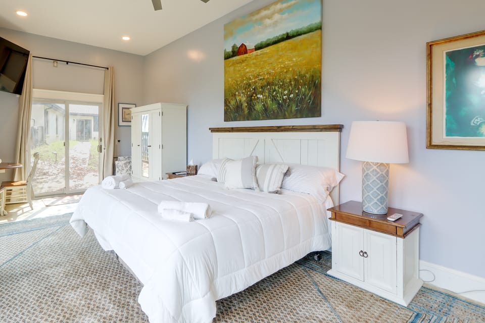 Scenic Views! Countryside Retreat in Talking Rock Apartment in Georgia