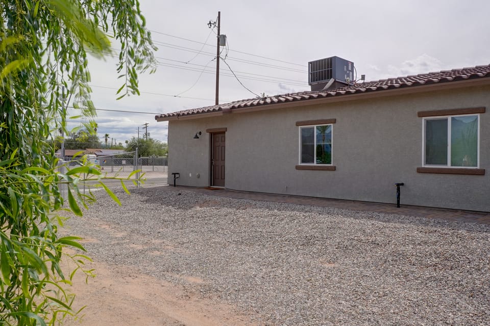 Townhome 1 Mi to Midtown & Botanical Gardens! Apartment in Catalina Foothills