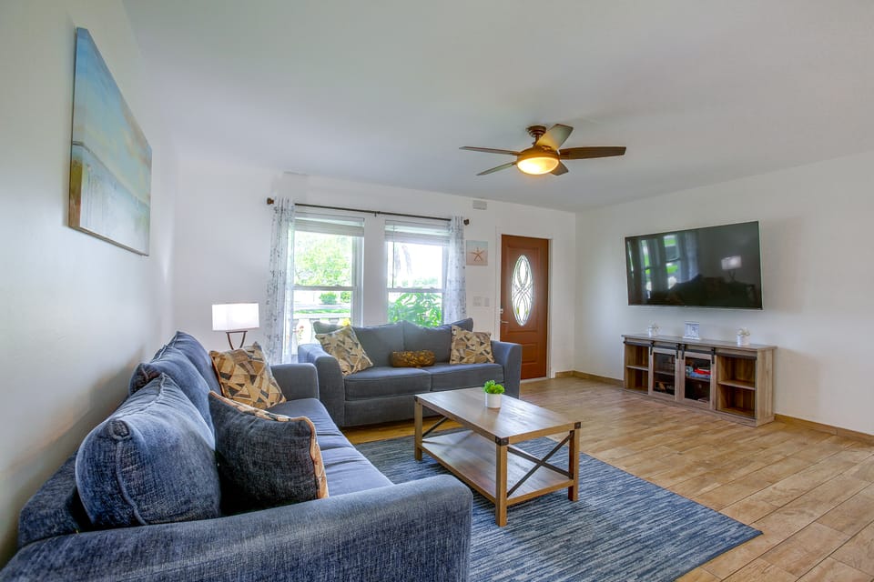 Family Oasis w/ Private Pool in Cape Coral! House in Cape Coral