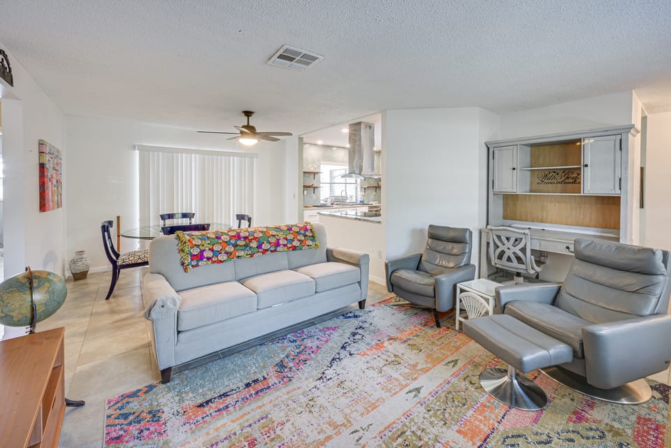 Heated Pool, Fishing Dock! Florida Escape on Canal House in Port Charlotte