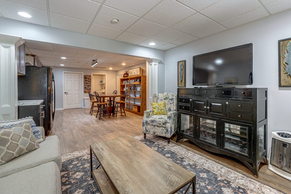 Wooded Extended Retreat: 15 Mi to Lake Lanier! Apartment in Georgia