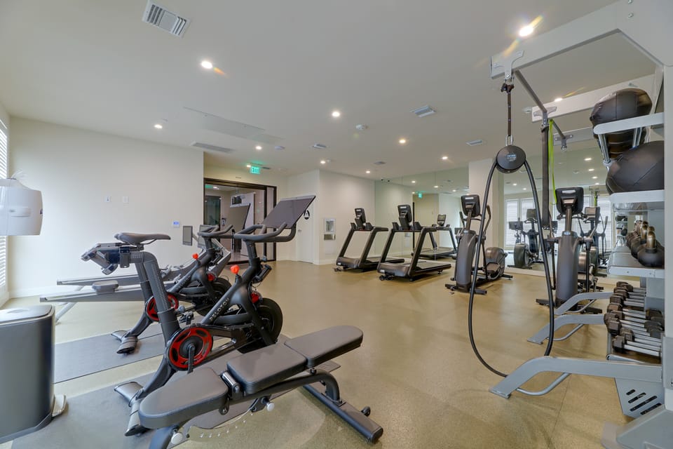 Walkable & Sleek LA Condo w/ Private Office Apartment in West Hollywood