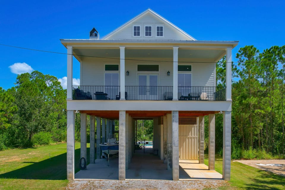 Play & Unwind! Pass Christian Home < 1 Mi to Gulf House in Harrison County