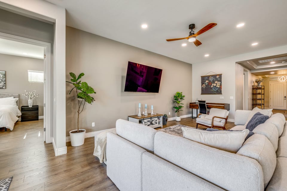 Gather - Relax - Stay Awhile - Near Ballparks Mts House in Goodyear