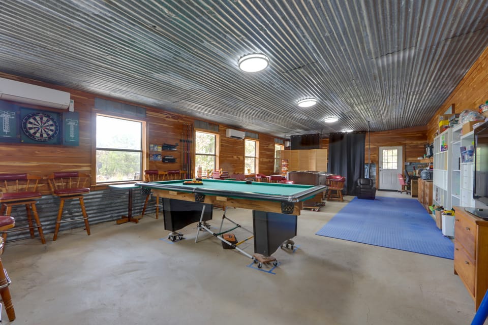 1/2 Mi to Lake Tenkiller Condo w/ Shared Game Room Apartment in Tenkiller Ferry Lake