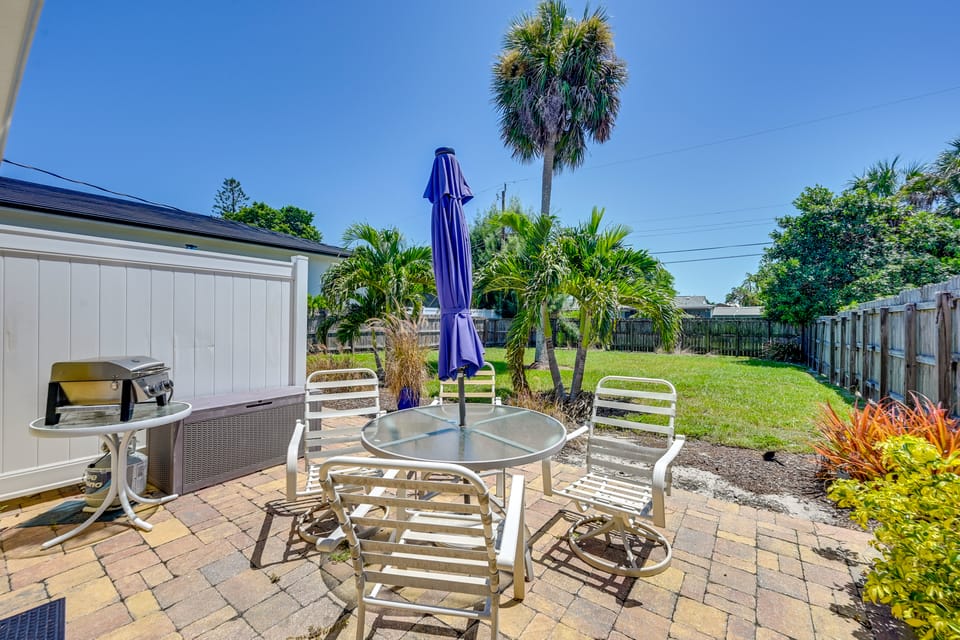 Naples Duplex Bundle By Shopping & Beaches House in Naples Park