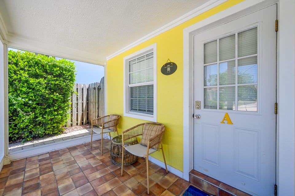 Naples Duplex Bundle By Shopping & Beaches House in Naples Park