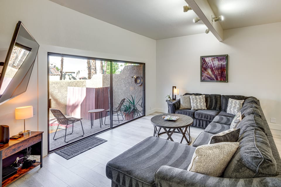 Sip, Soak & Stargaze: Palm Desert Retreat! Apartment in Palm Desert