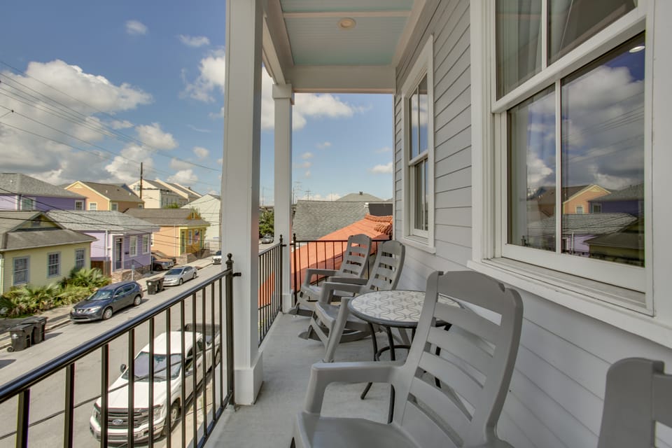 Luxury & Artistic Home | Walk to French Quarter House in French Quarter
