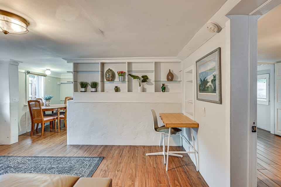 3 Mi to Dtwn! Cozy Tampa Home Base Apartment in Tampa