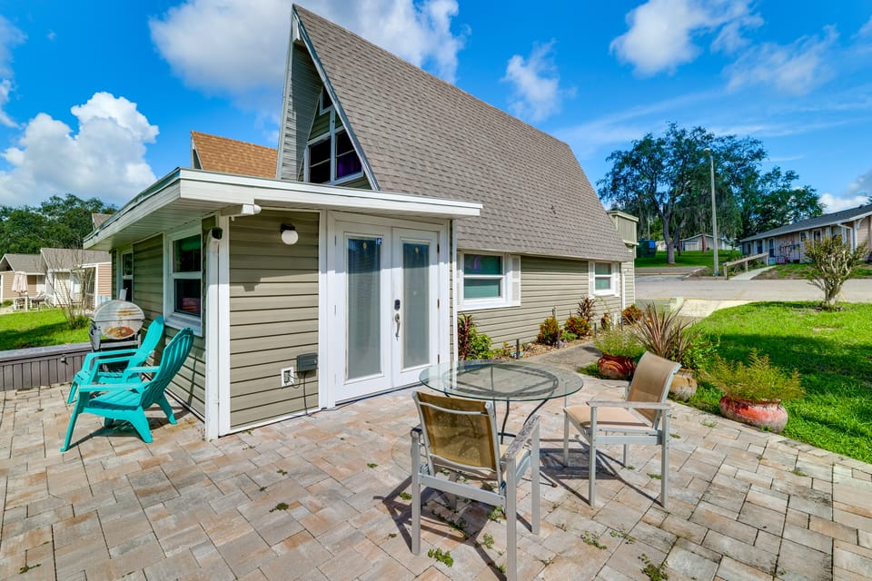 Sun-Kissed Cottage: Lake Access, 14 Mi to Disney House in Clermont