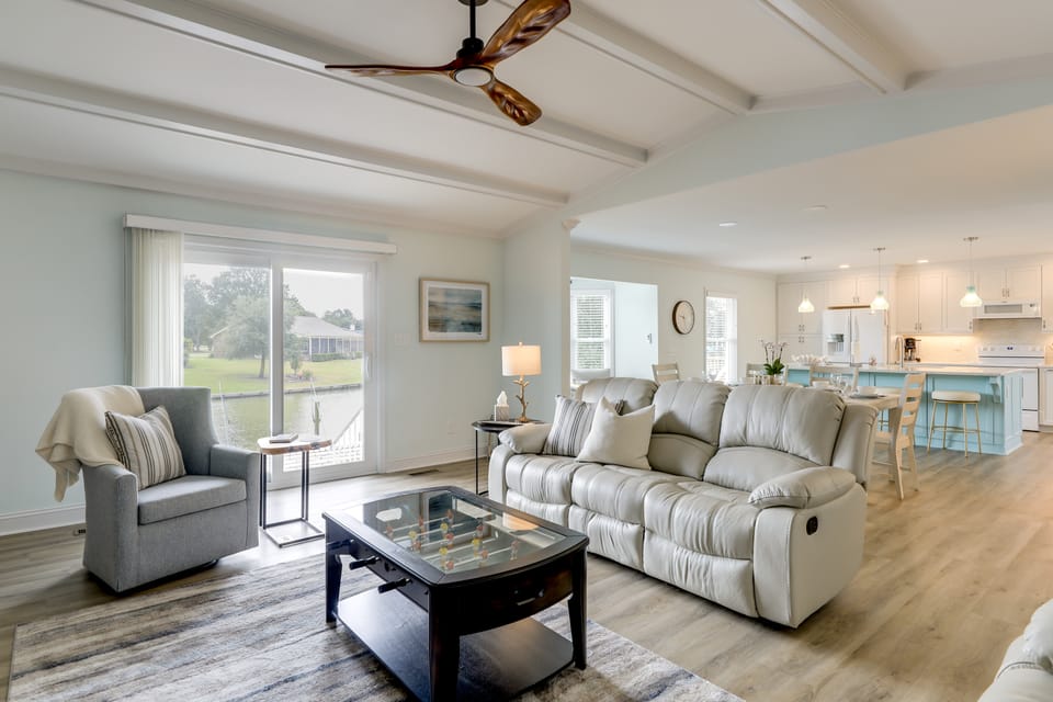 White Heron Landing - Waterfront New Bern Home! House in Fairfield Harbour
