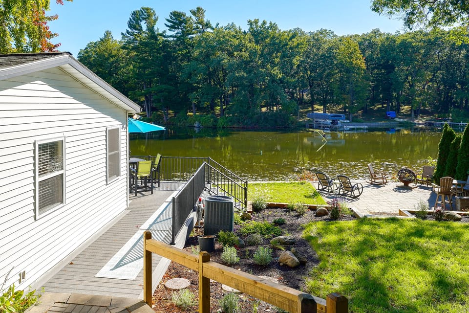 Dock + Year-Round Fishing! Lakefront Michigan Home House in Michigan