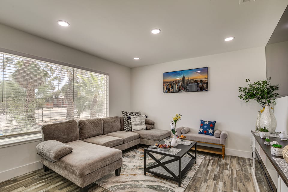 Desert Oasis: Home Near Joshua Tree NP! House in Twentynine Palms