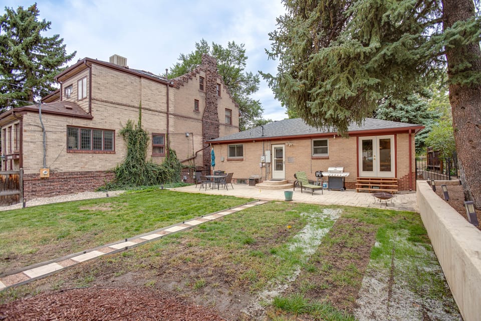Steps to 6th Ave! Central Denver Home House in Denver
