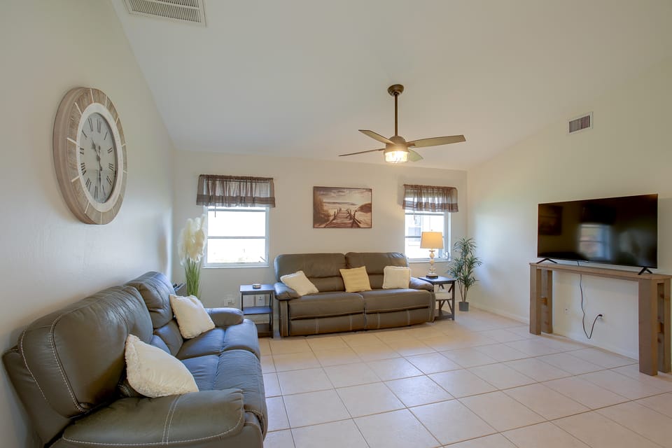 Canal-Front Home w/ Boat Lift & Pool in Cape Coral House in Cape Coral