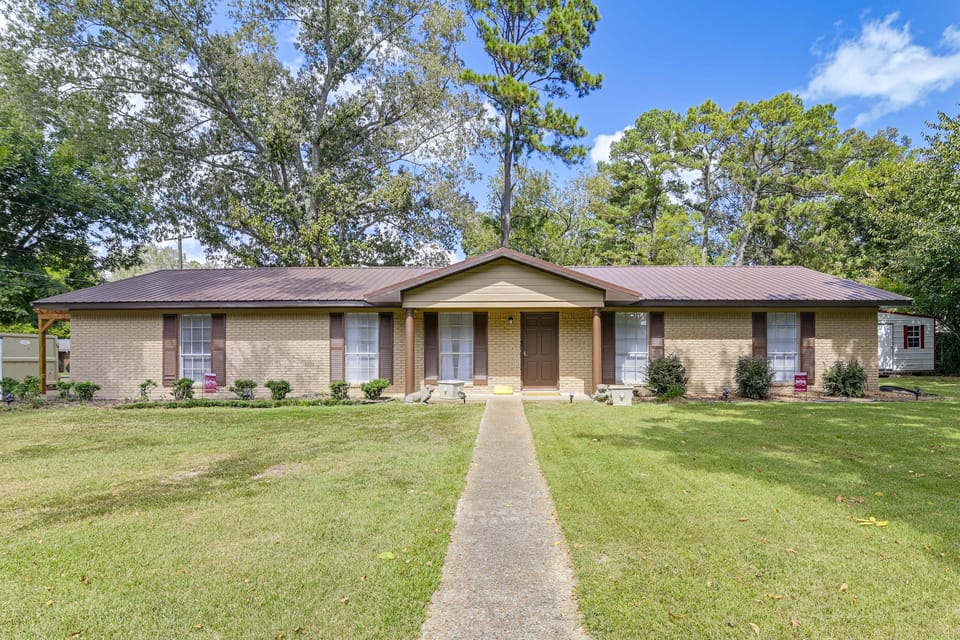 2 Mi to MSU Campus: Starkville 4BR Home House in Starkville
