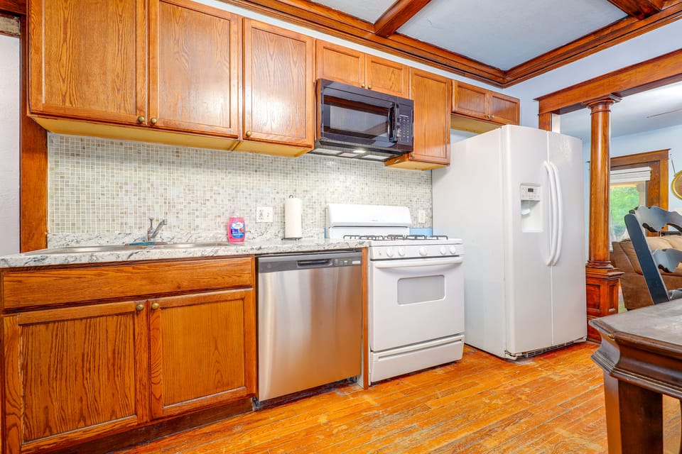 Kansas City Rental Near Union Station & Hospitals Apartment in Kansas City