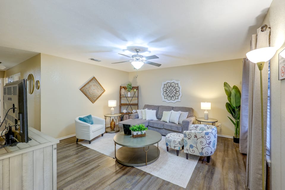 Texarkana Home, 3 Mi to Downtown House in Texarkana