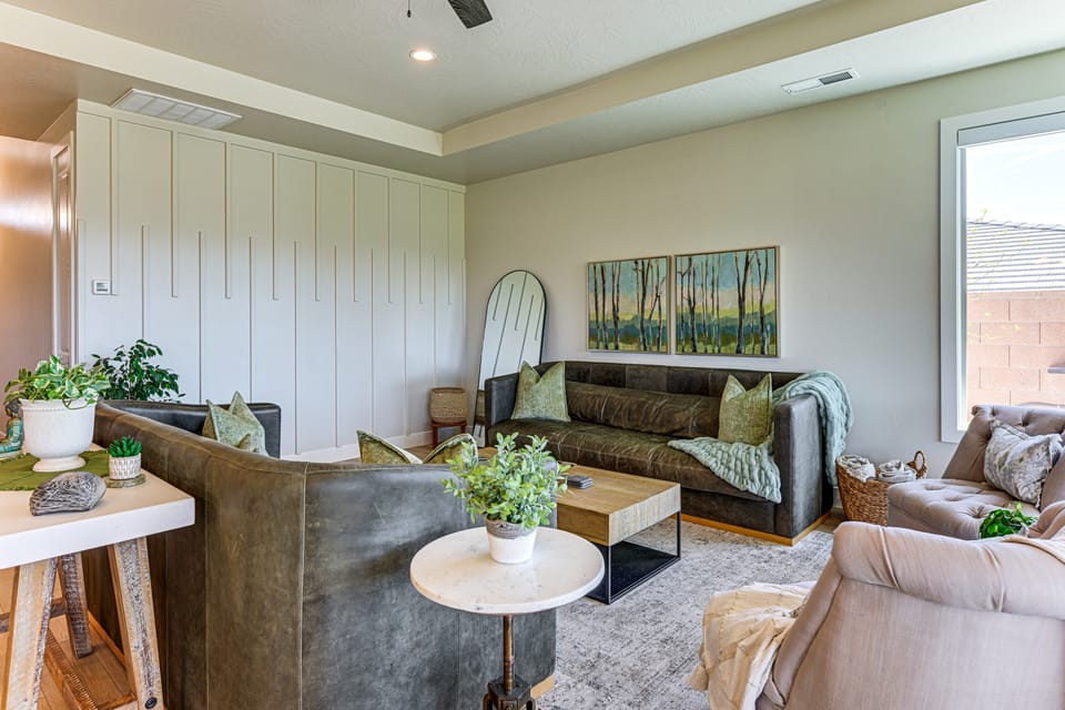 Mountain Views & Spa-Inspired! Hurricane Home House in Hurricane