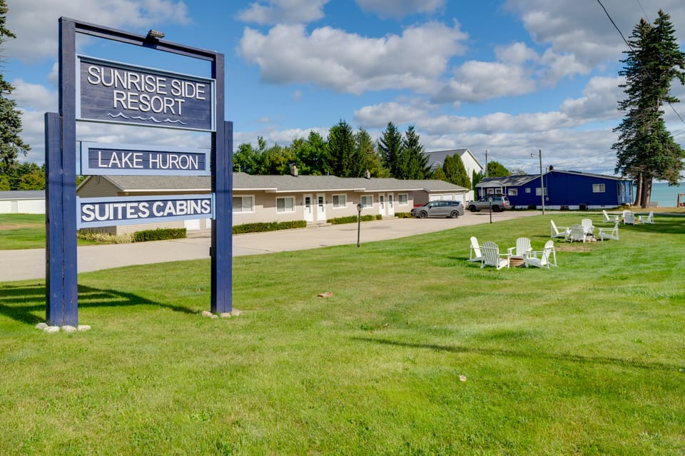 Lakefront Escape at Sunrise Side Resort Apartment in Michigan