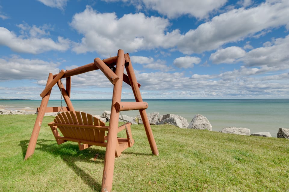 Lakefront Escape at Sunrise Side Resort Apartment in Michigan
