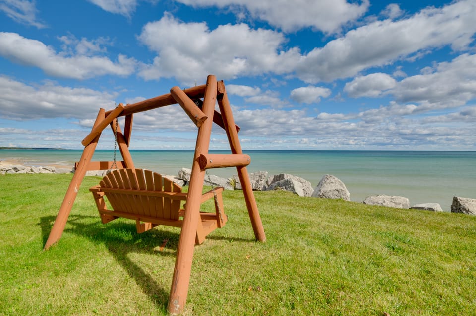 Waterfront Lake Huron Condo at Sunrise Side Resort Apartment in Michigan