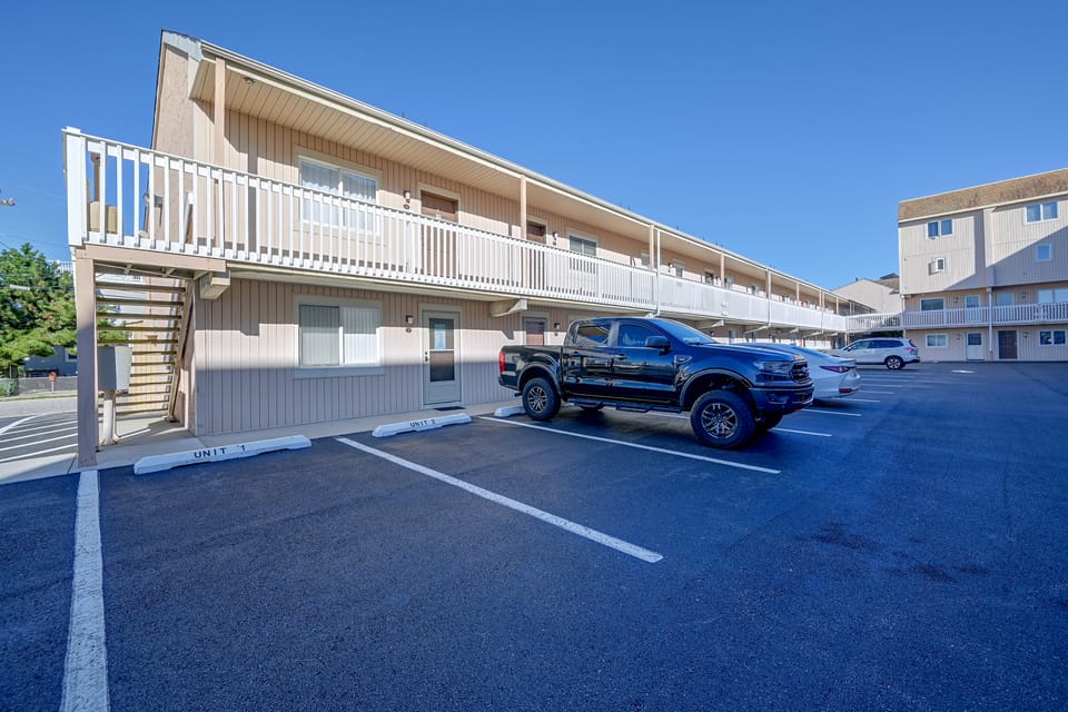 Walk to Beach! Updated Brigantine Retreat Apartment in Brigantine