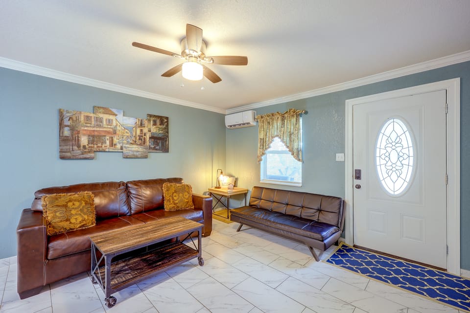 On-Site Trails & Wildlife! Hill Country Escape House in Texas