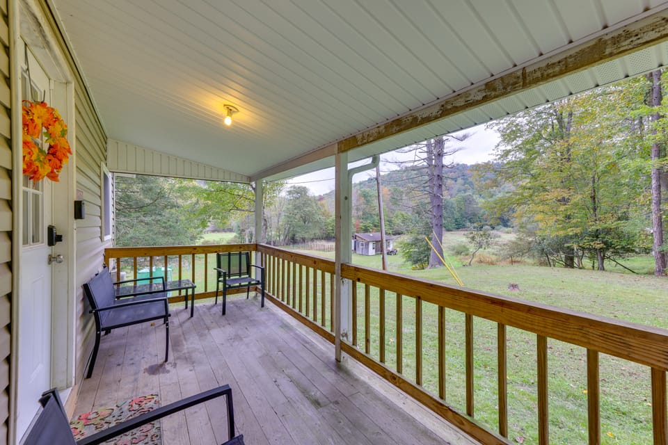 Fish the Right Fork River: Tallmansville Home House in Shenandoah Valley