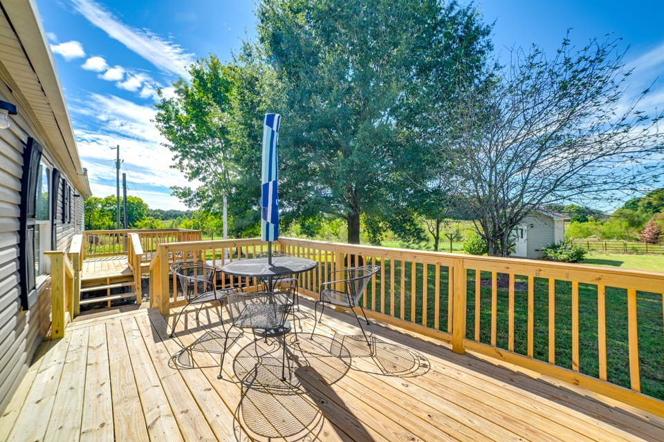 22-Acre Farm Retreat < 8 Mi to Kentucky Lake! House in Lake Barkley