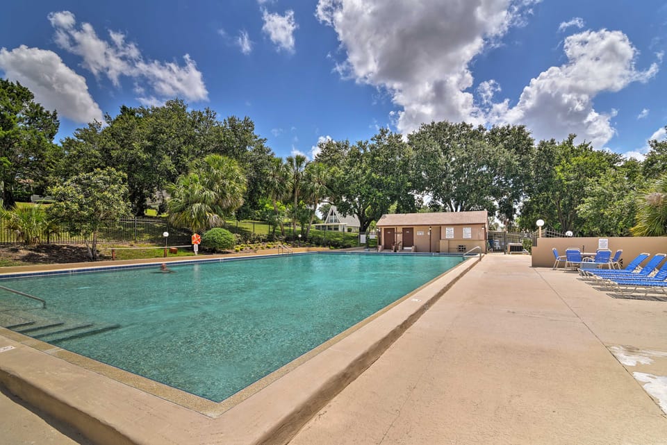 Live Life on 'Island Time' Community Pool + Beach House in Clermont