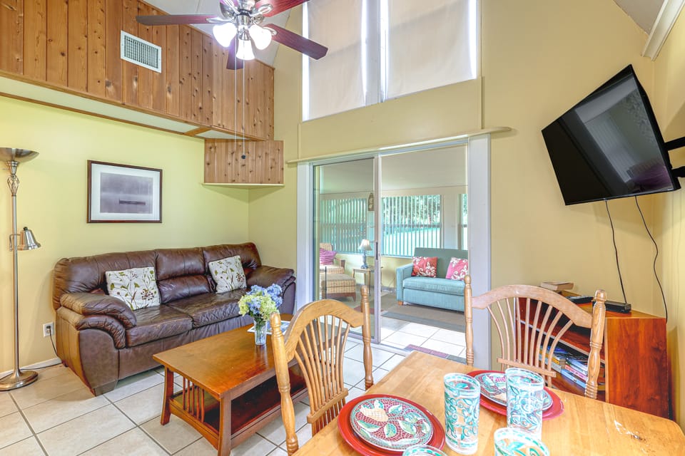 'Livin' on Sunshine' Lake Louisa Escape! House in Clermont