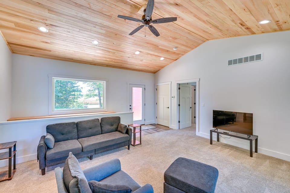 Large Deck w/ Views! Brand New Three Rivers Home House in Michigan