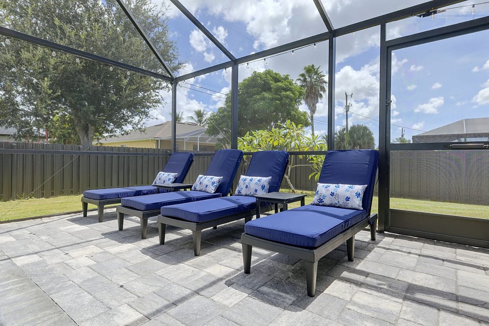 Florida Sunshine! Cape Coral Home w/ Pool House in Cape Coral