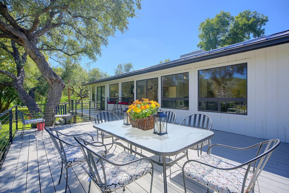 2 Boat Docks! Marble Falls Lake Retreat House in Marble Falls