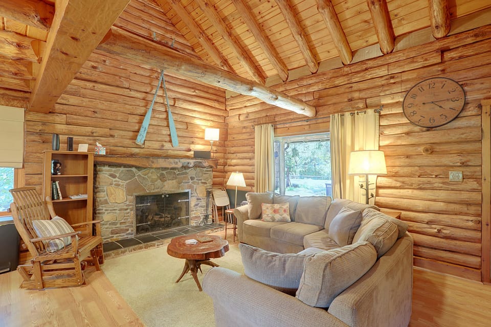 Waterfront Log Cabin w/ Fire Pit in Mayville! House in Allegheny River