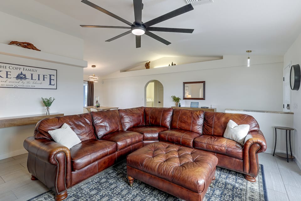 Golf, Boat, Swim! Home w/ Lake Havasu & Mtn Views House in Lake Havasu City