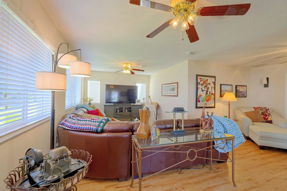 3 Mi to Spanish Springs! Peaceful Retreat House in The Villages