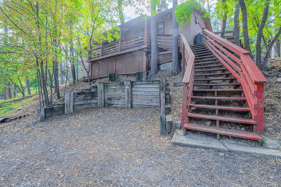Walk to Midtown! Family Getaway w/ Wraparound Deck House in Ruidoso