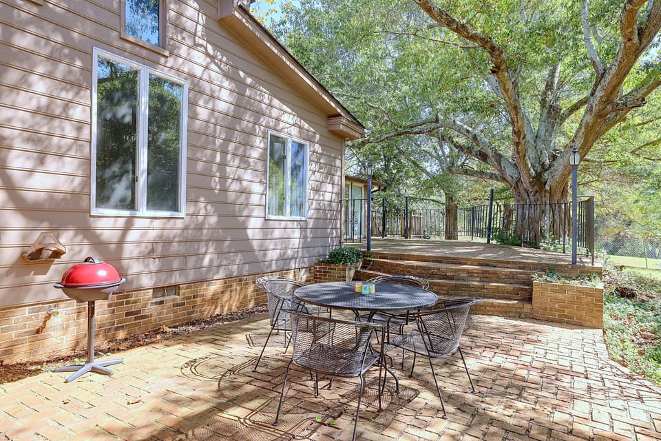 Lake Hartwell Home w/ Quiet Patio & Lake Access House in Lake Hartwell
